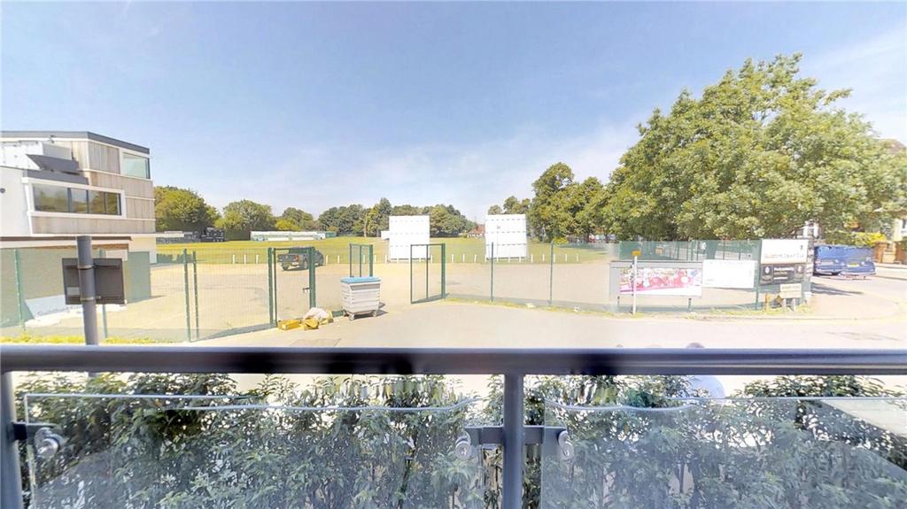 Apartment in Guildford - View 5
