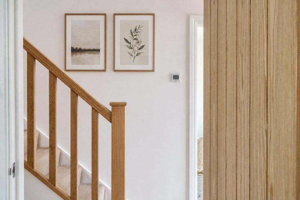 House in Gloucestershire - View 4