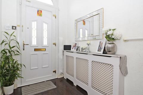 3 bedroom end of terrace house to rent, Ardgowan Road, Catford SE6