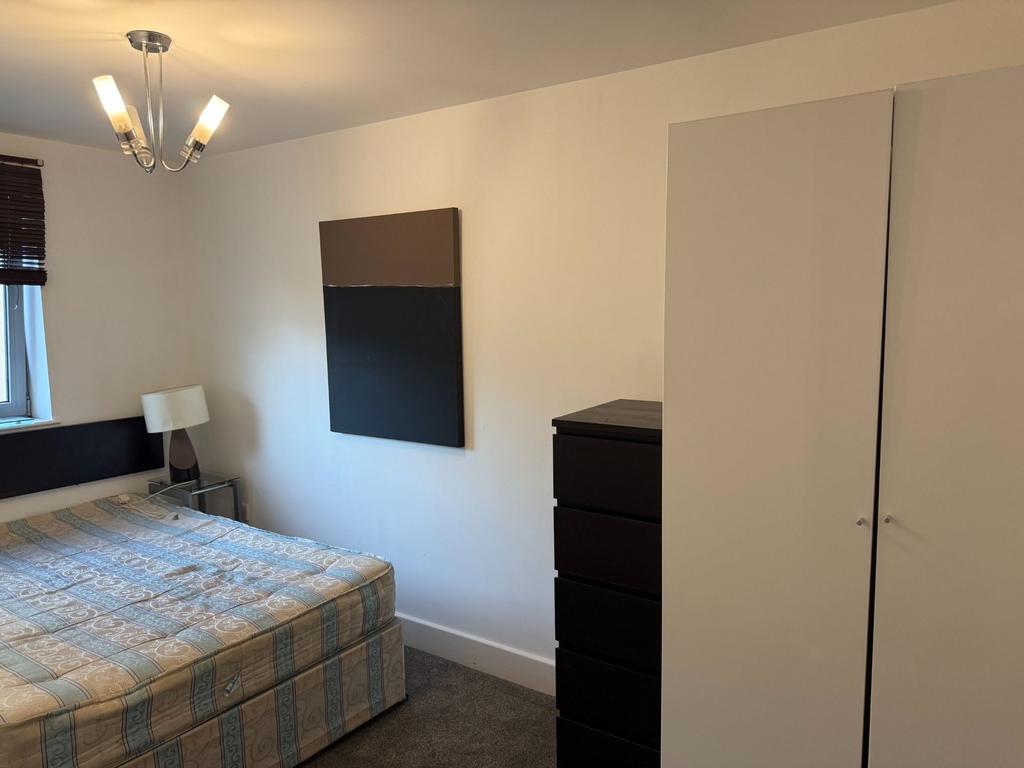 Apartment in Newcastle Upon Tyne - More
