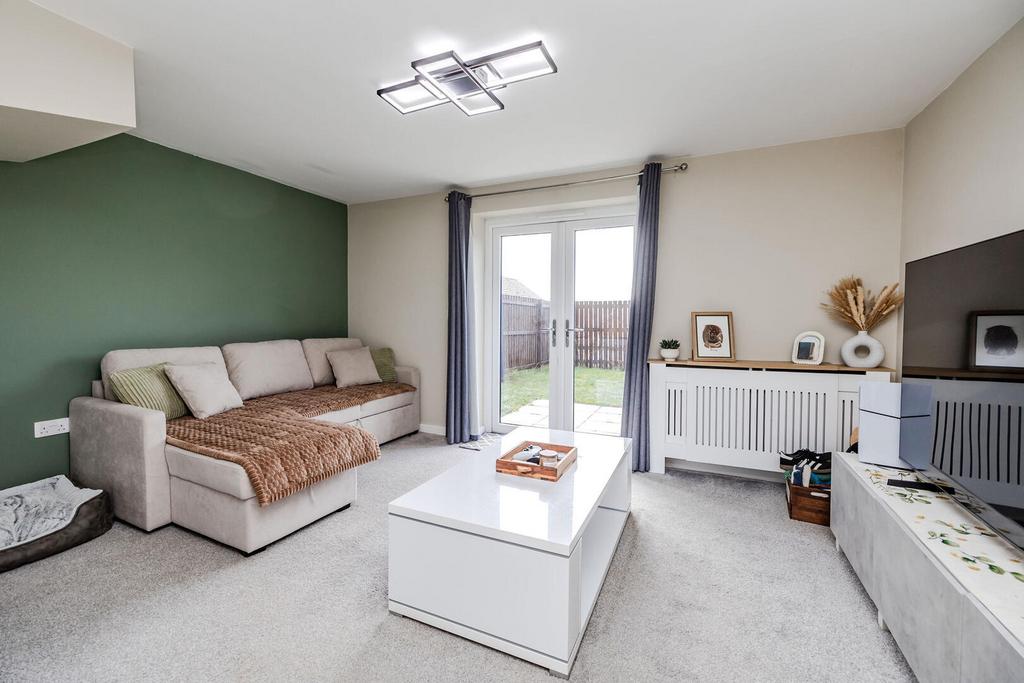 House in Newcastle Upon Tyne - View 2