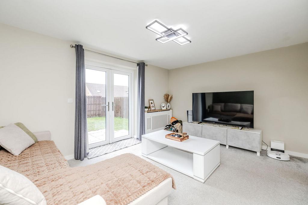 House in Newcastle Upon Tyne - View 3