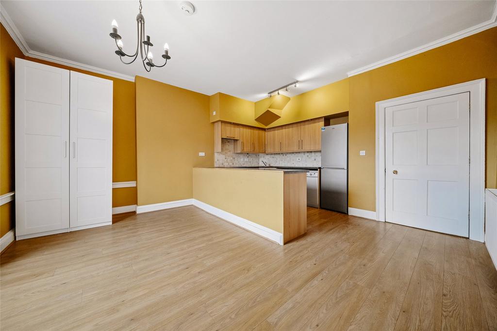 Apartment in Midlothian - More