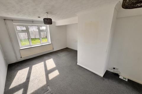 3 bedroom semi-detached house to rent, Rubens Walk, CORBY