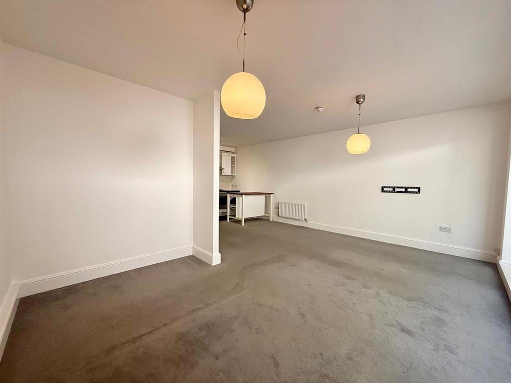Apartment in Hove - View 3