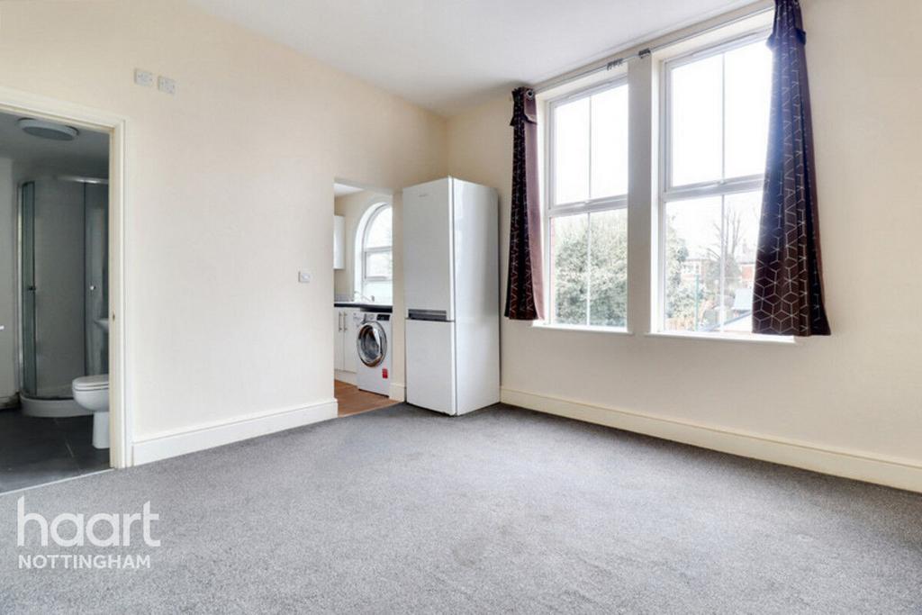 Apartment in NOTTINGHAM - View 3