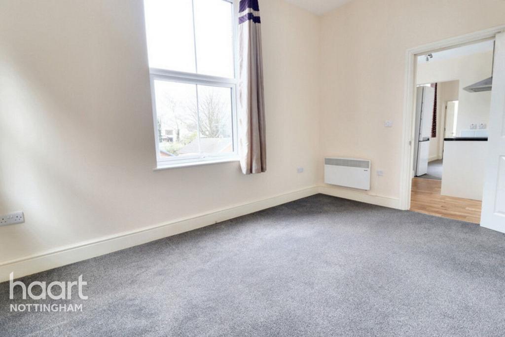 Apartment in NOTTINGHAM - View 5