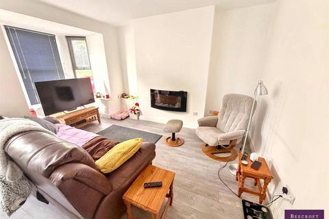 3 bedroom terraced house for sale, West Street, Hoyland, Barnsley