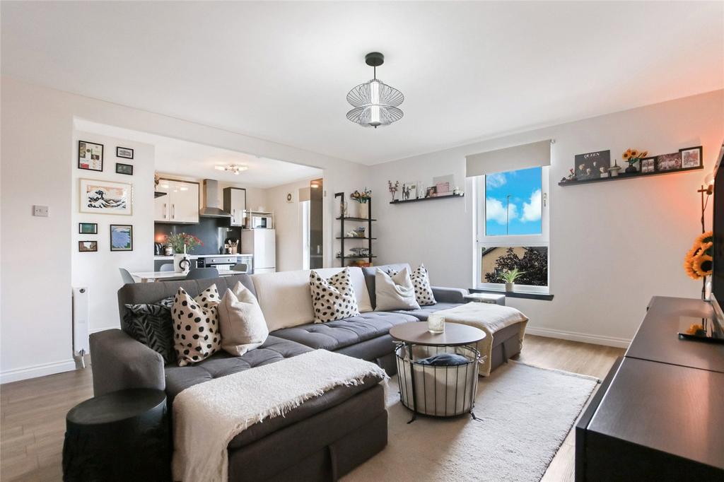 Apartment in Glasgow - View 2