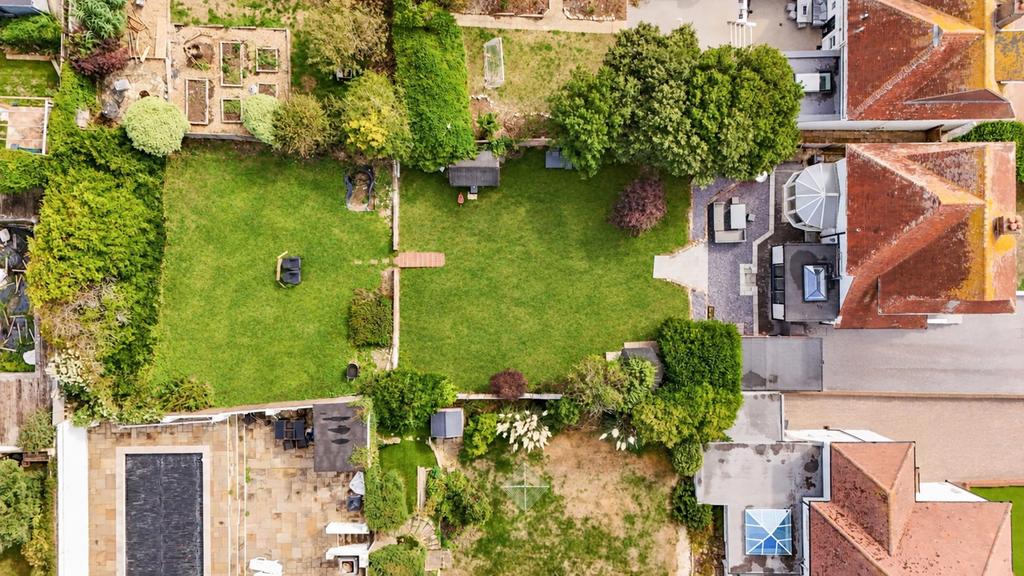 House in Brighton, Rottingdean - View 3