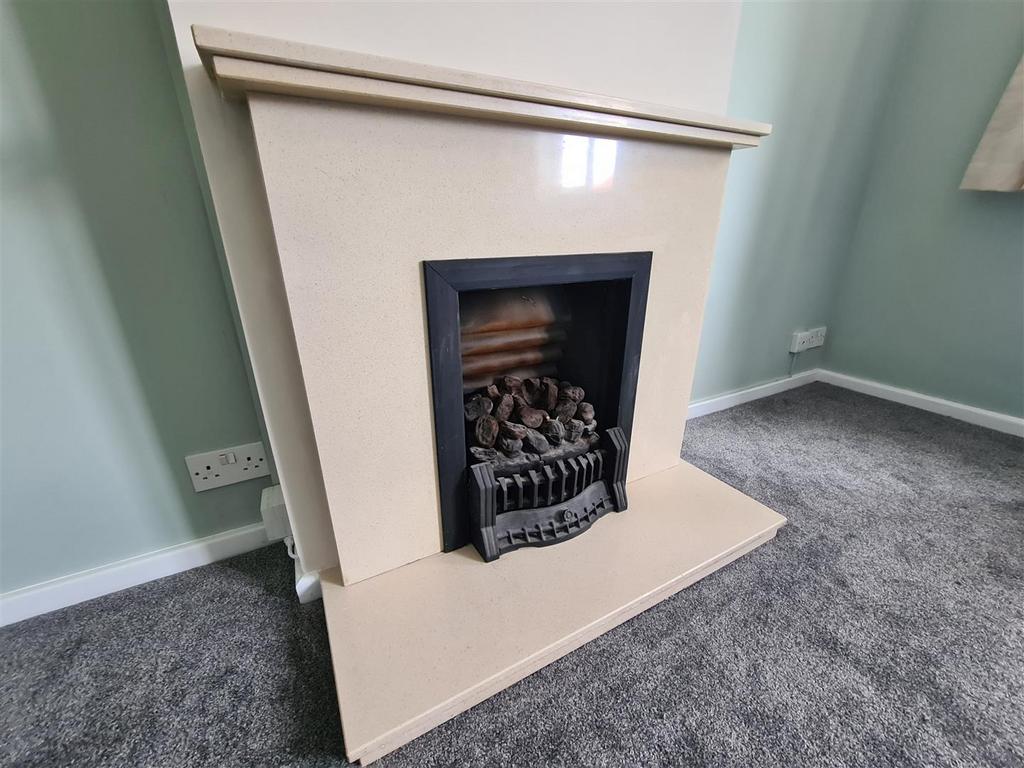 Apartment in London, New Malden - View 2