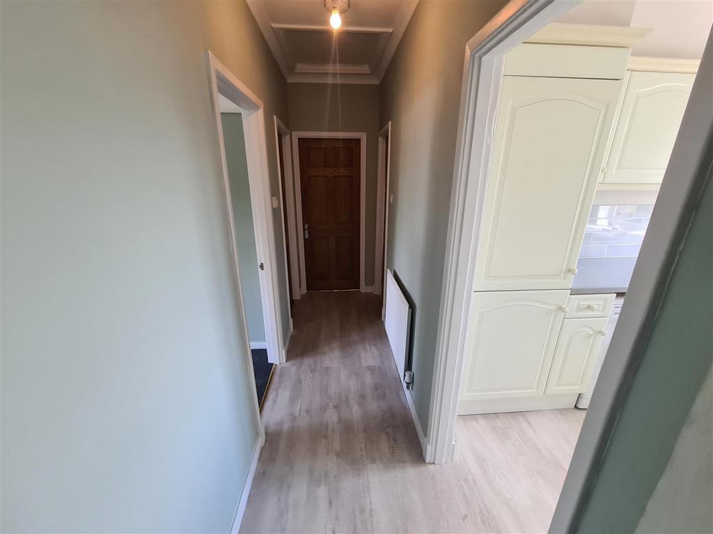 Apartment in London, New Malden - View 4