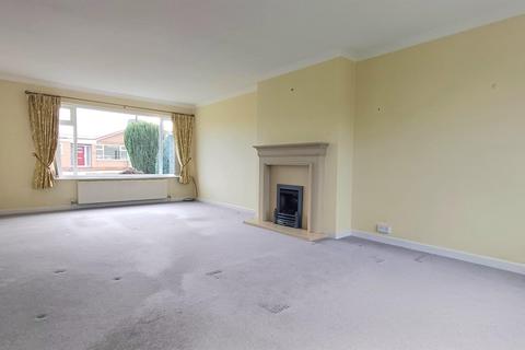 3 bedroom detached house to rent, Lancaster Crescent, Tickhill, Doncaster