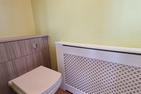 3 bedroom detached house to rent, Lancaster Crescent, Tickhill, Doncaster