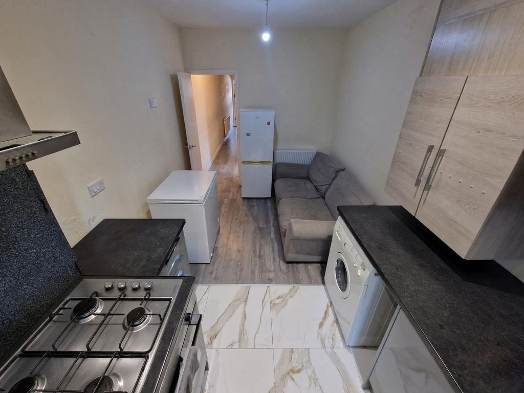 Apartment in Leicester - View 4