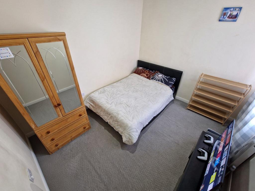 Apartment in Leicester - More