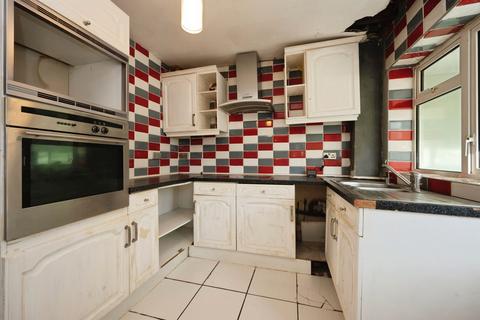 3 bedroom terraced house for sale, Dolphin Place, Aylesbury