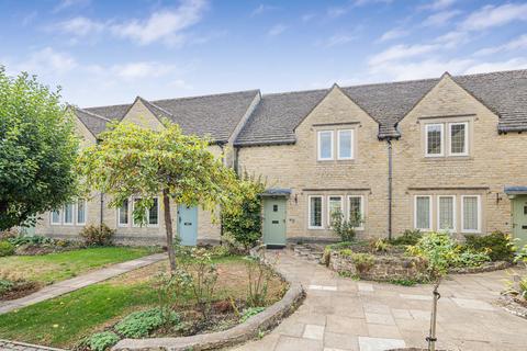 2 bedroom retirement property for sale, Lygon Court, Fairford, Gloucestershire, GL7