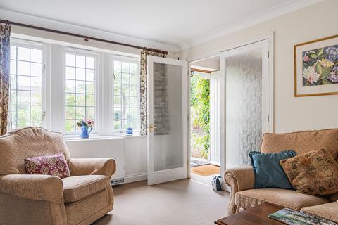 2 bedroom retirement property for sale, Lygon Court, Fairford, Gloucestershire, GL7