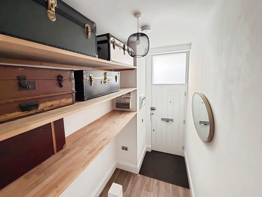 Apartment in East Sussex - More