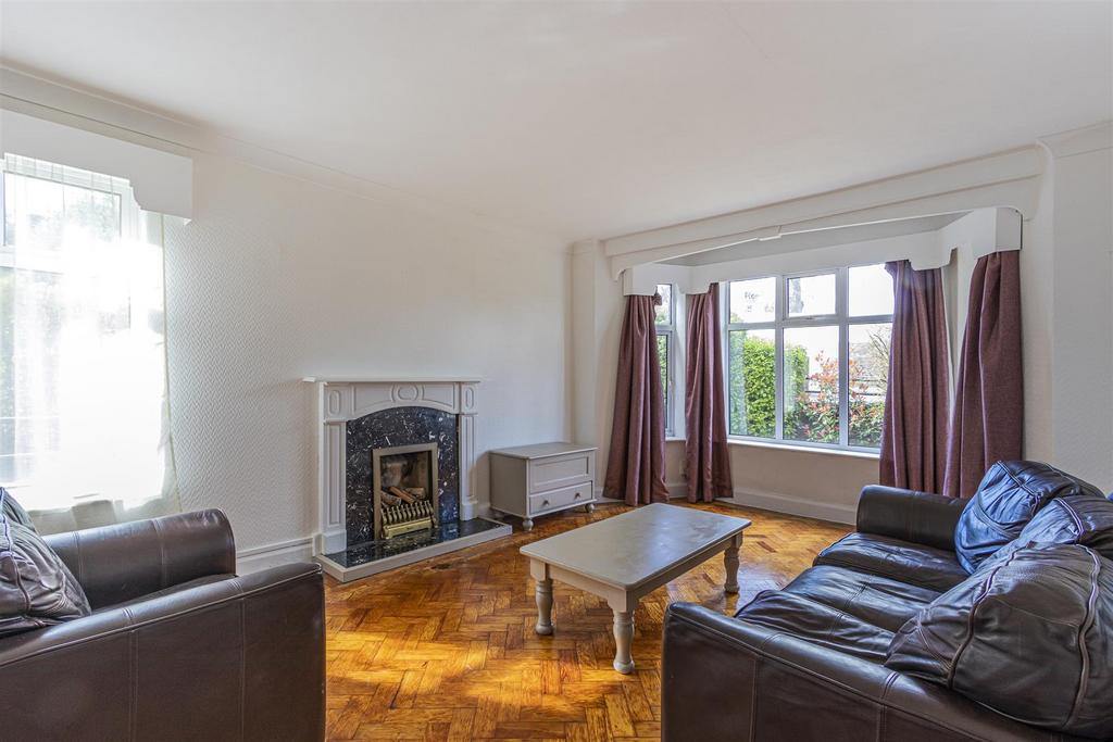 Apartment in Cardiff - View 2