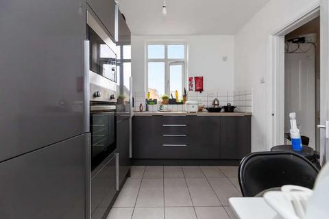 Restaurant for sale, 109 Roman Way London N7 8UR