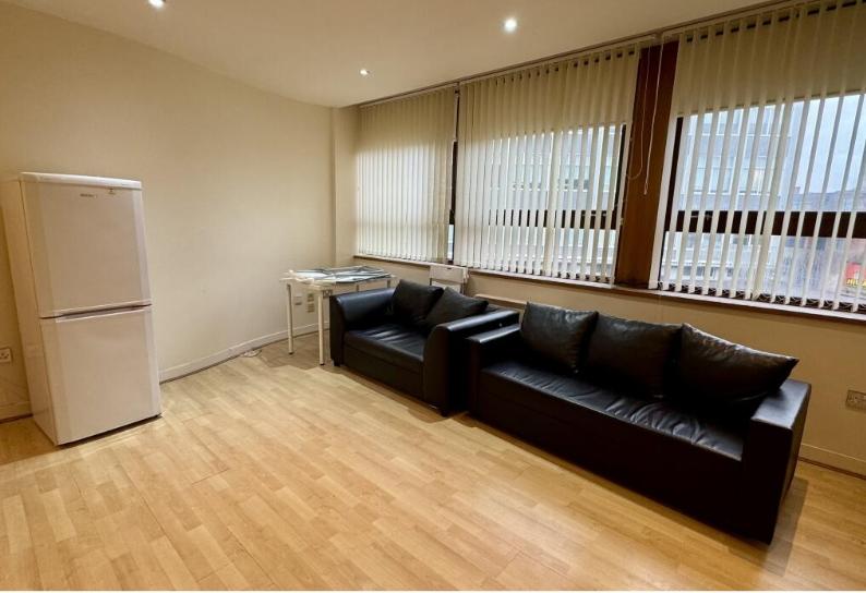 Apartment in LEICESTER - More