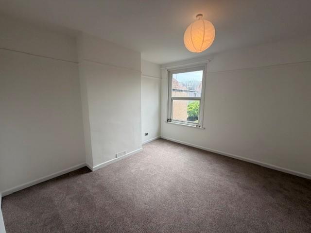 Apartment in Bristol - View 5