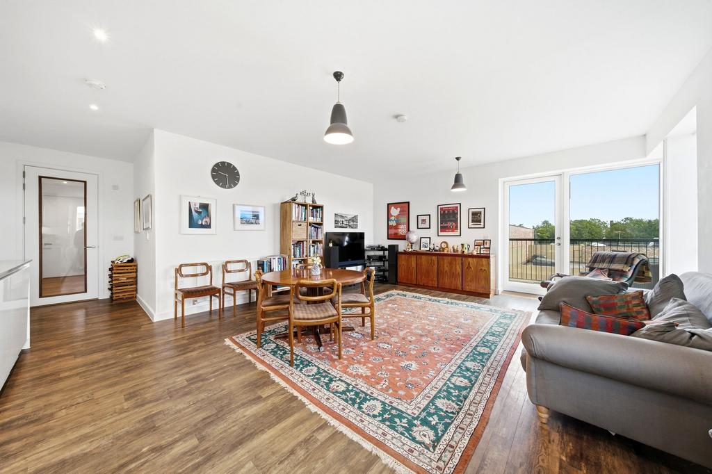 Apartment in Cambridge - View 2