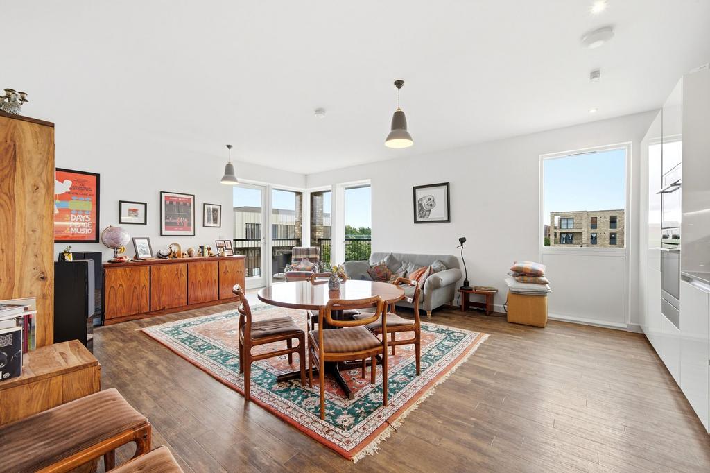 Apartment in Cambridge - View 3