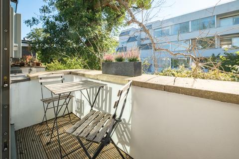 3 bedroom house for sale, Camden Mews, London, NW1