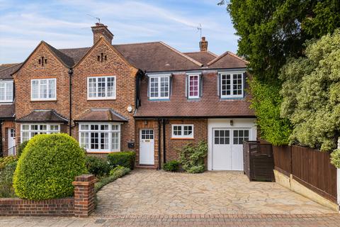 5 bedroom semi-detached house for sale, Gilkes Crescent, London SE21