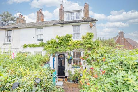 2 bedroom end of terrace house for sale, Nelson Terrace, Faversham, Kent, ME13