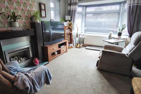 3 bedroom bungalow for sale, Patricia Close, West End