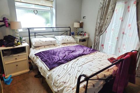 3 bedroom bungalow for sale, Patricia Close, West End