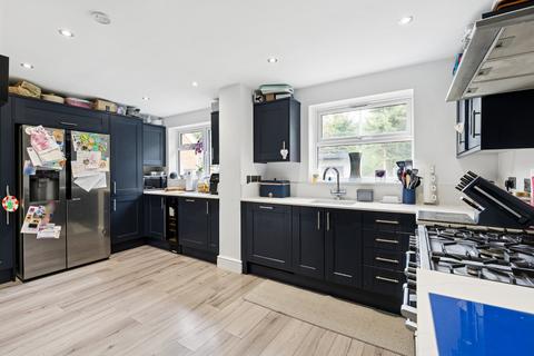 4 bedroom detached house for sale, Eisenhower Road, Shefford