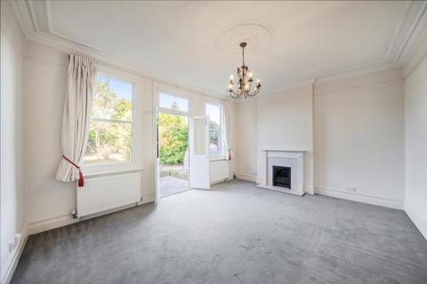 undefined, Palewell Park, London SW14
