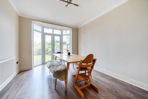 3 bedroom semi-detached house for sale, West Avenue, West Finchley