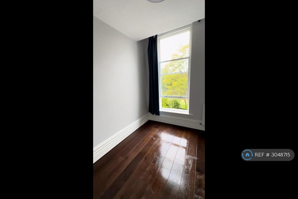 Apartment in Liverpool - View 5
