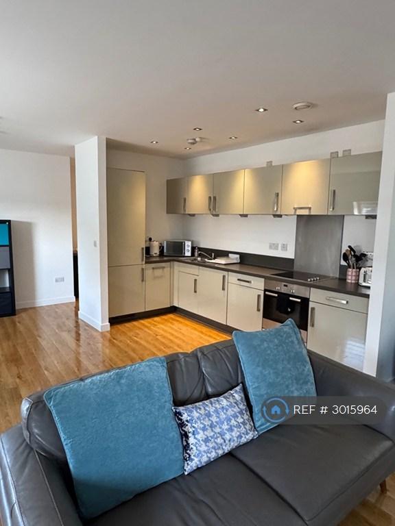 Apartment in Glasgow - View 4