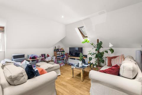 2 bedroom flat for sale, Church Street, Welwyn, AL6