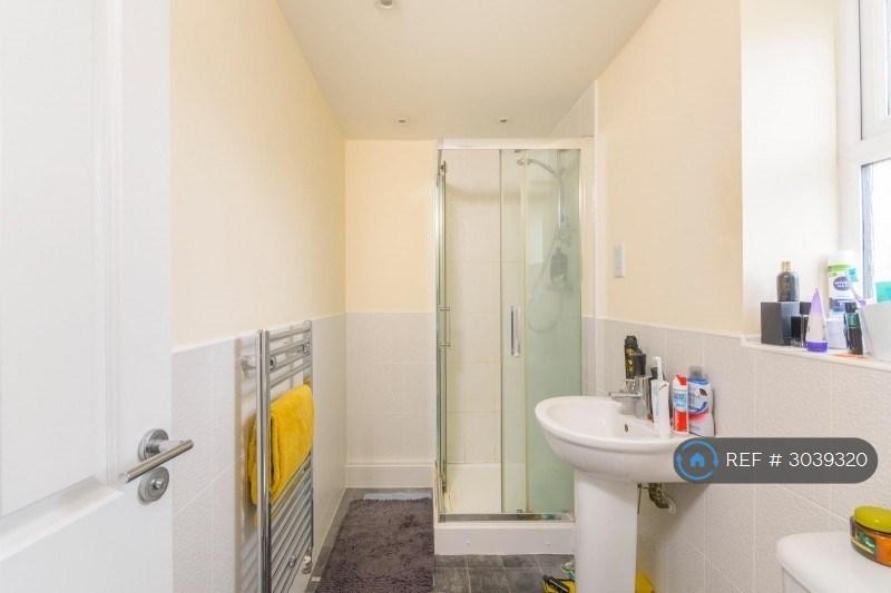 Apartment in Patchway, Bristol - View 2