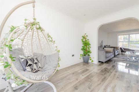 4 bedroom detached house for sale, Marsh View, Gravesend DA12