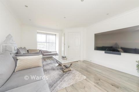 4 bedroom detached house for sale, Marsh View, Gravesend DA12
