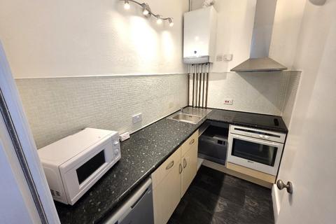 2 bedroom flat to rent, Sunnyside Road, Old Aberdeen, Aberdeen, AB24