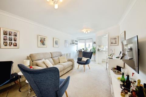 1 bedroom apartment for sale, Argent Court, Barnet EN5