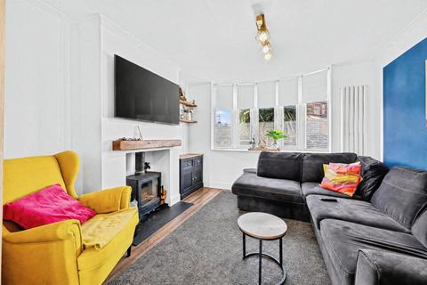 3 bedroom terraced house for sale, Thornton Road, Northampton