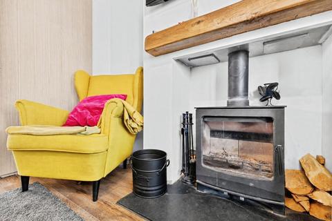 3 bedroom terraced house for sale, Thornton Road, Northampton