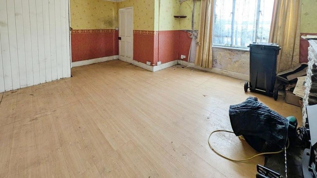 House in Coalpit Heath - View 3