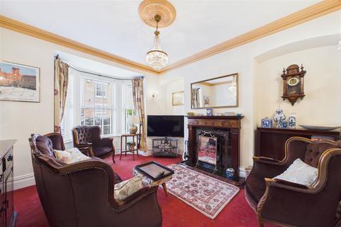 undefined, Spring Gardens, Newark, Nottinghamshire